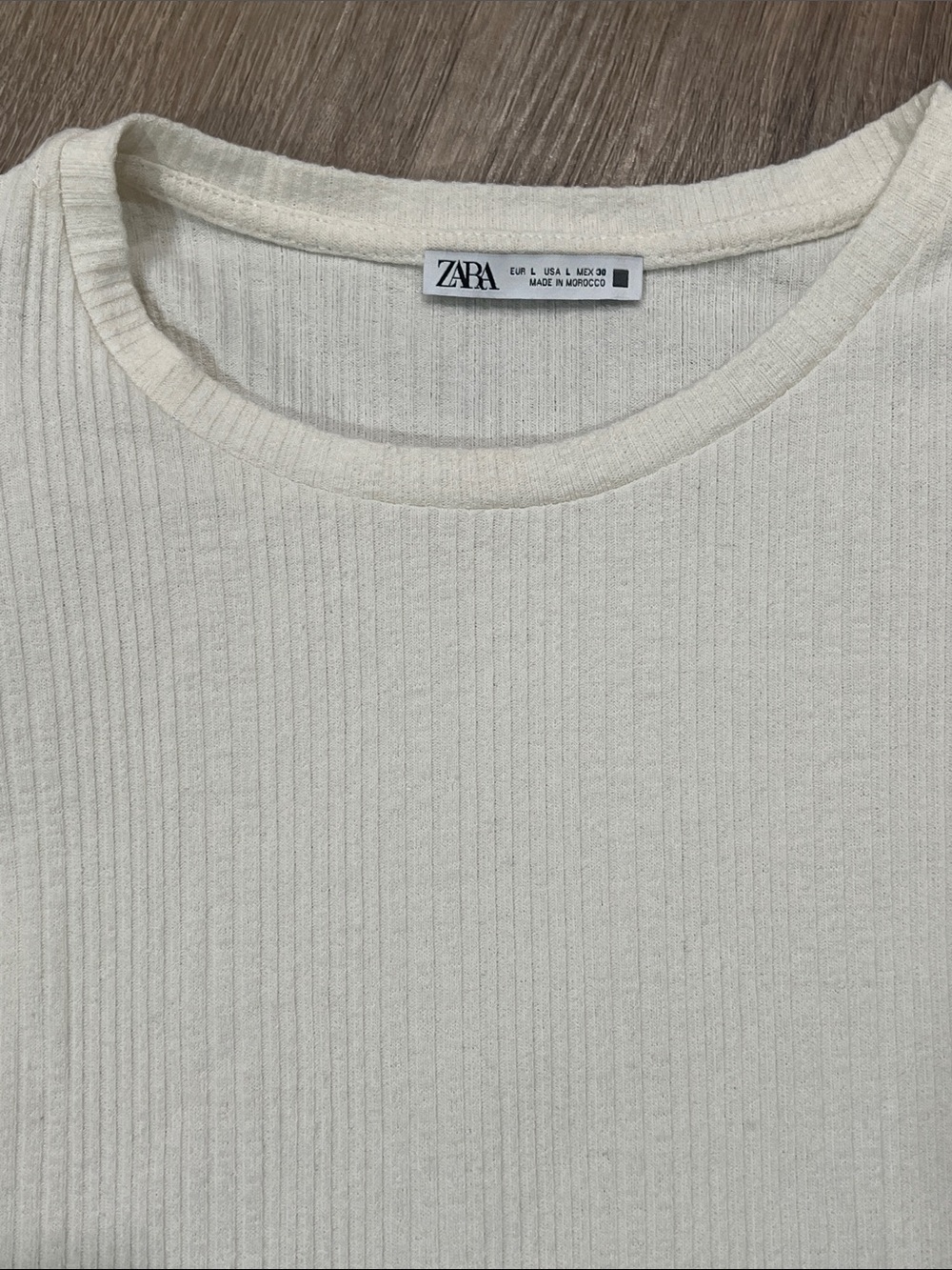 Zara Cream Ruffle Sleeve Ribbed Top - Picture 2 of 3